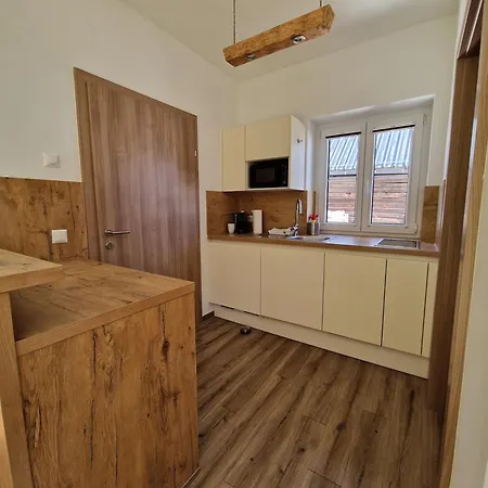 Bruecklerhof Apartman *