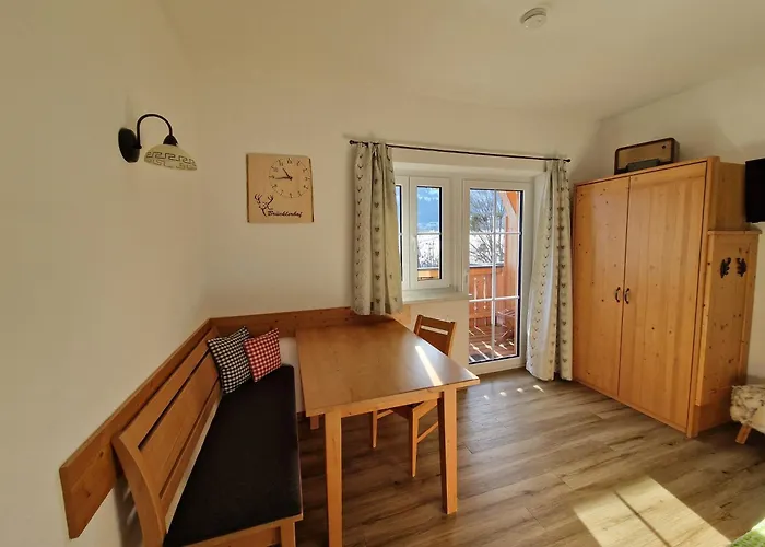 Bruecklerhof Apartmán Haus im Ennstal